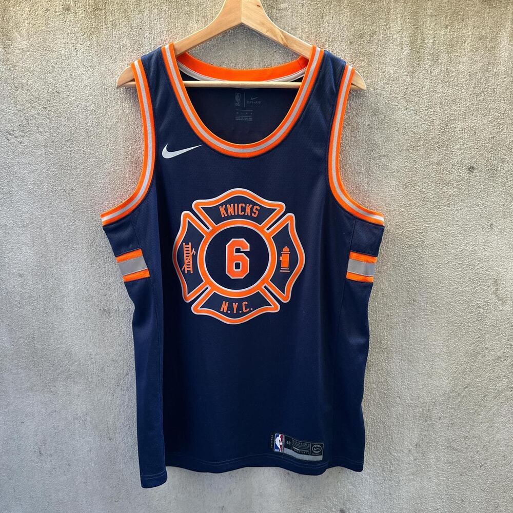 Nike Jersey New York Knicks Kristaps Porzingis Navy Swingman Size 48